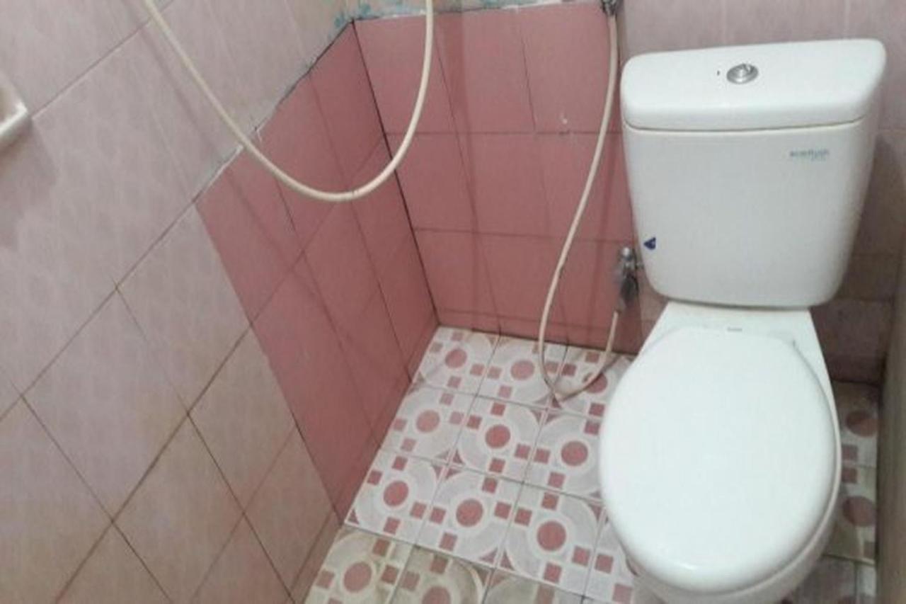 Hotel Airlangga Mataram Exteriör bild