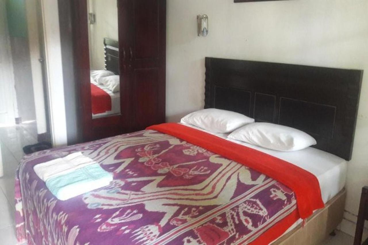 Hotel Airlangga Mataram Exteriör bild
