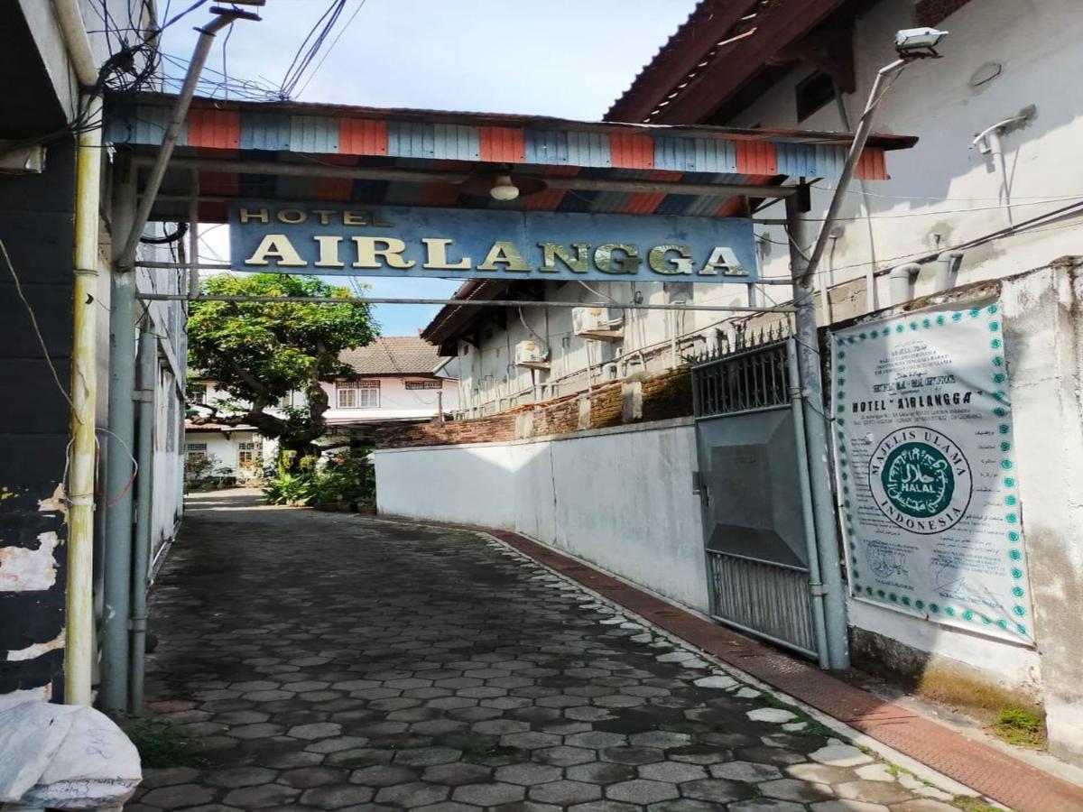 Hotel Airlangga Mataram Exteriör bild